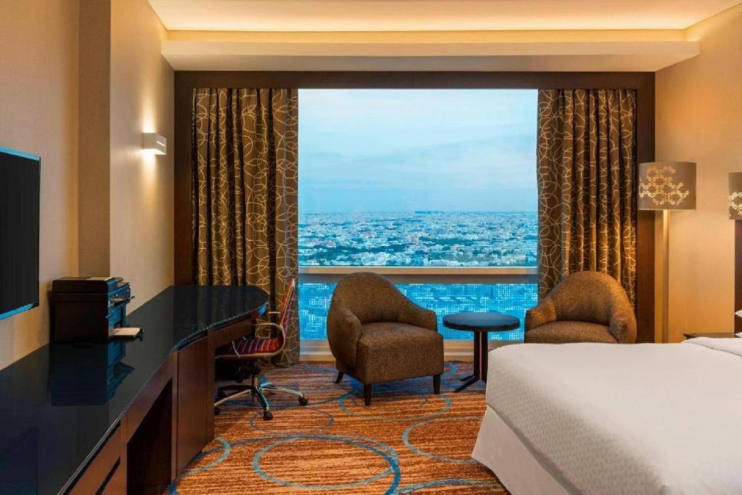Hotel Costaa La Cage Near Delhi Airport By Gross Group New Delhi Buitenkant foto